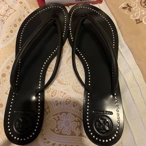 Tory Burch Liana Black flip flop size 9